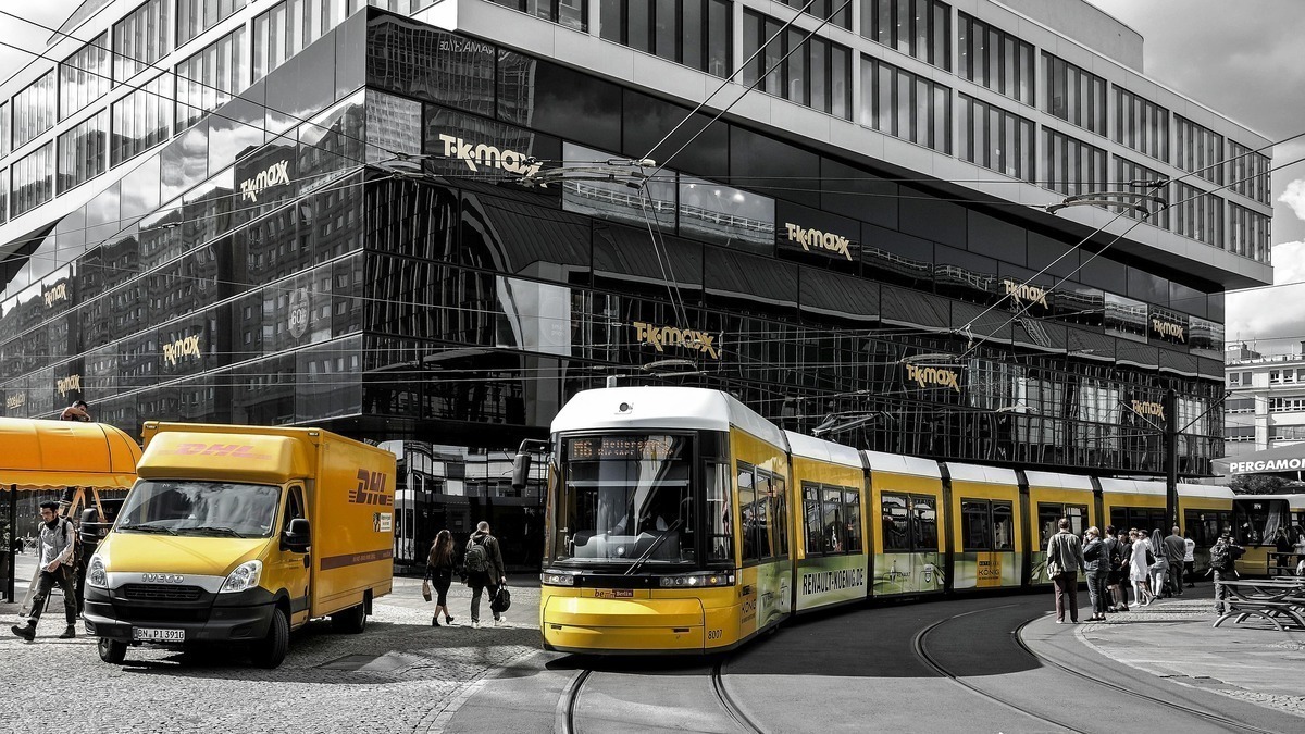 Mobilität & Verkehr in Köln – Anbindung, Parken und ÖPNV im Überblick